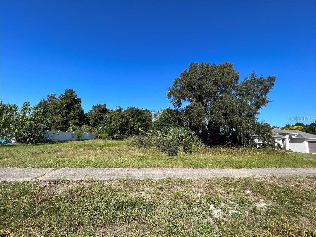 5413 Deltona Boulevard Spring Hill FL 34606 G5066772 image1