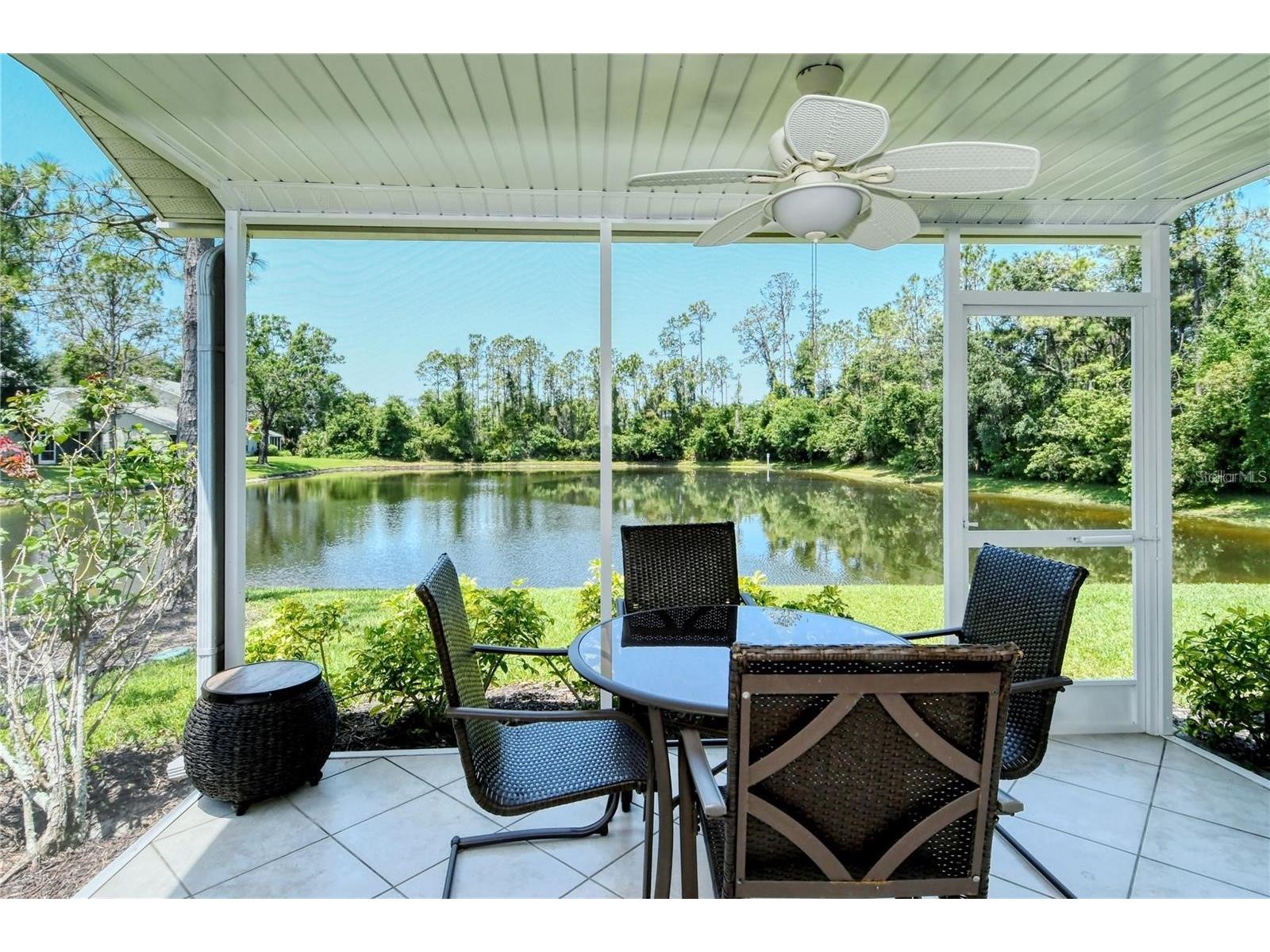 5414 Fair Oaks Street #10-D Bradenton FL 34203 A4677961 image3