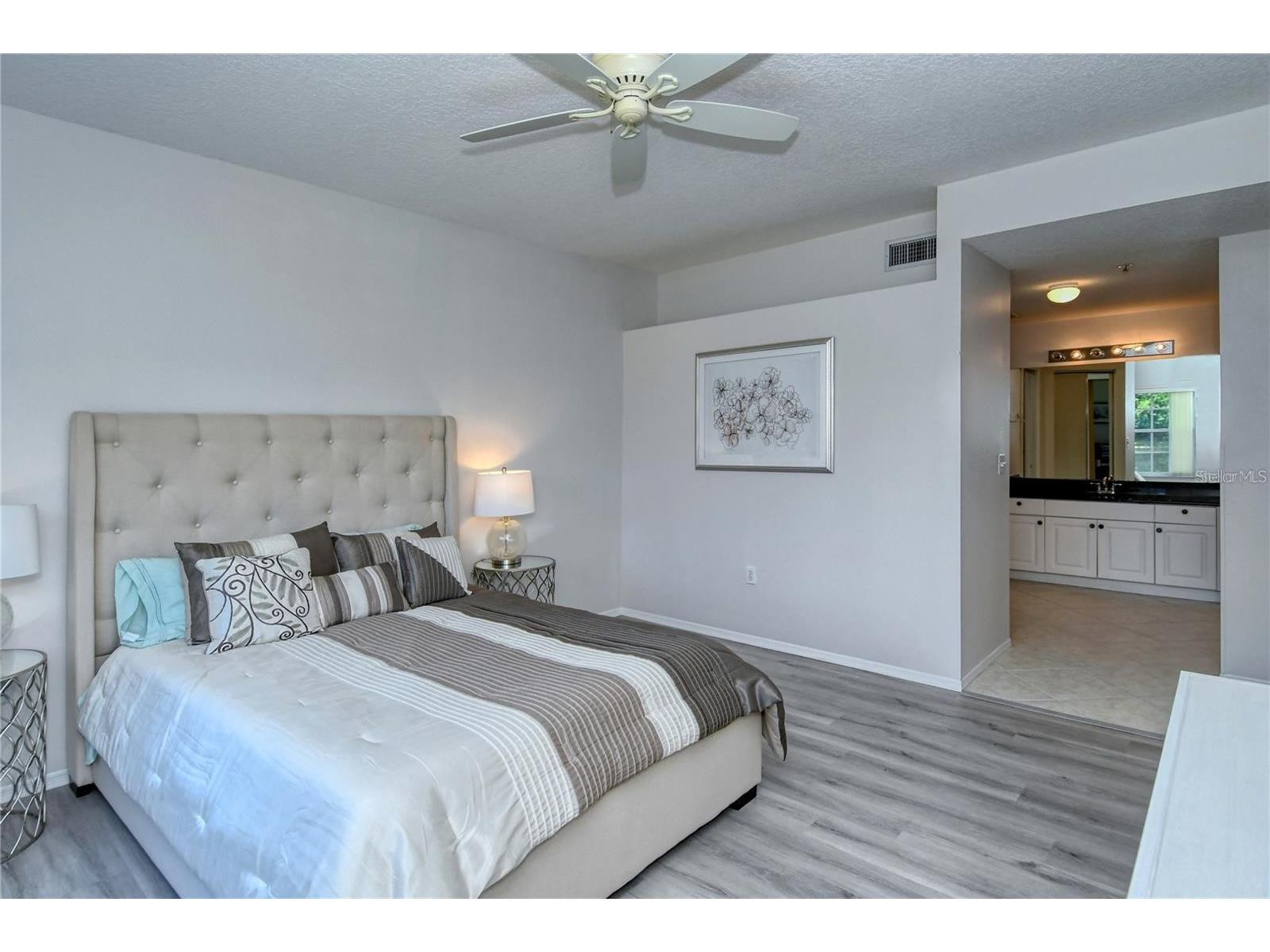 5414 Fair Oaks Street #10-D Bradenton FL 34203 A4677961 image9