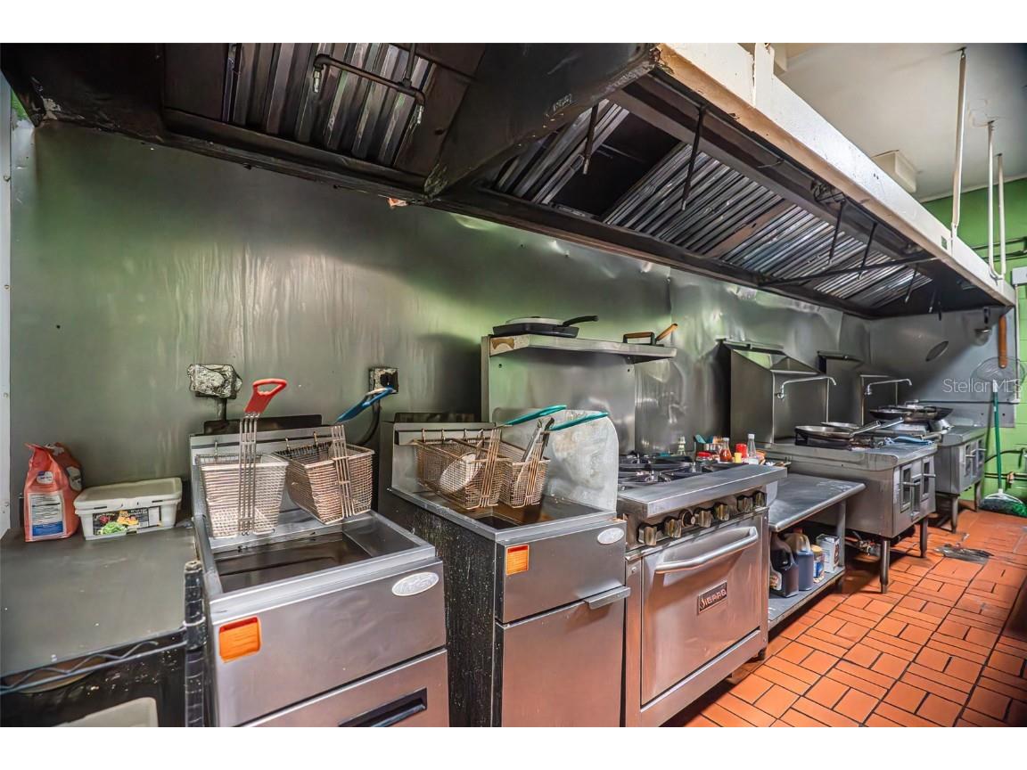 5414 Main Street New Port Richey FL 34652 O6366588 image8