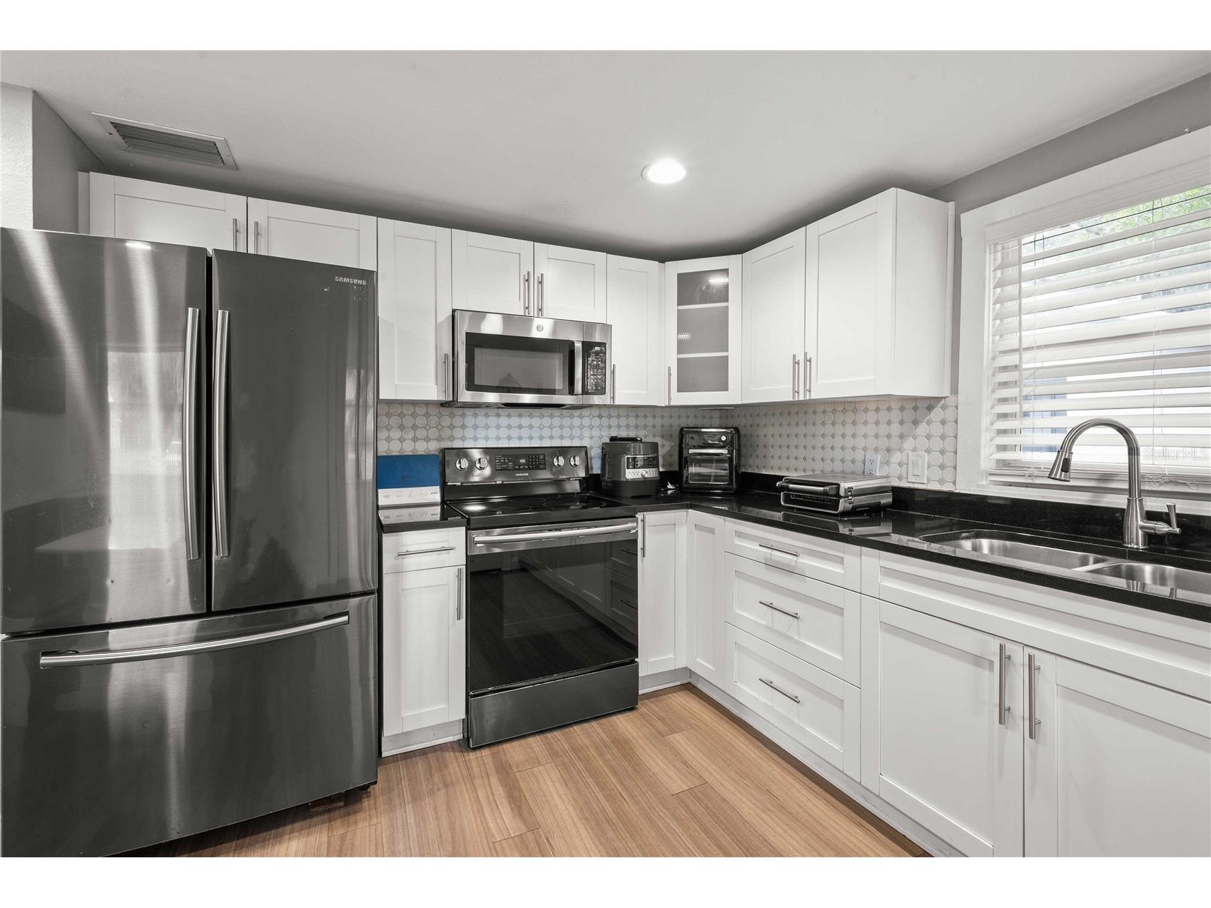 5416 8th Street Zephyrhills FL 33542 TB8512462 image17