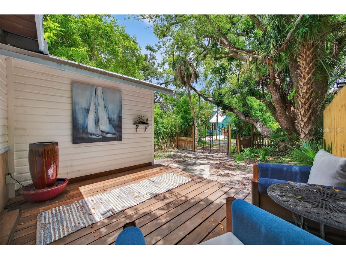 5416 Delette Avenue S Saint Petersburg FL 33707 TB8415092 image26