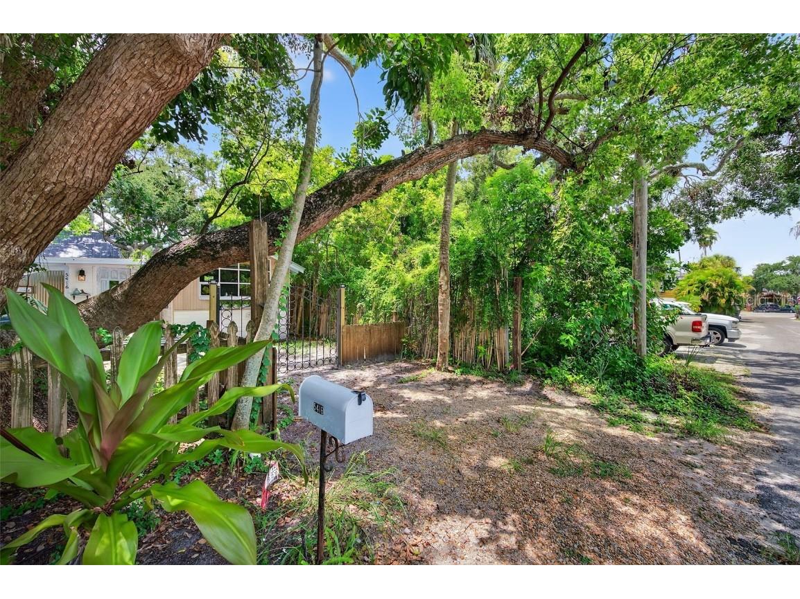 5416 Delette Avenue S Saint Petersburg FL 33707 TB8415092 image29