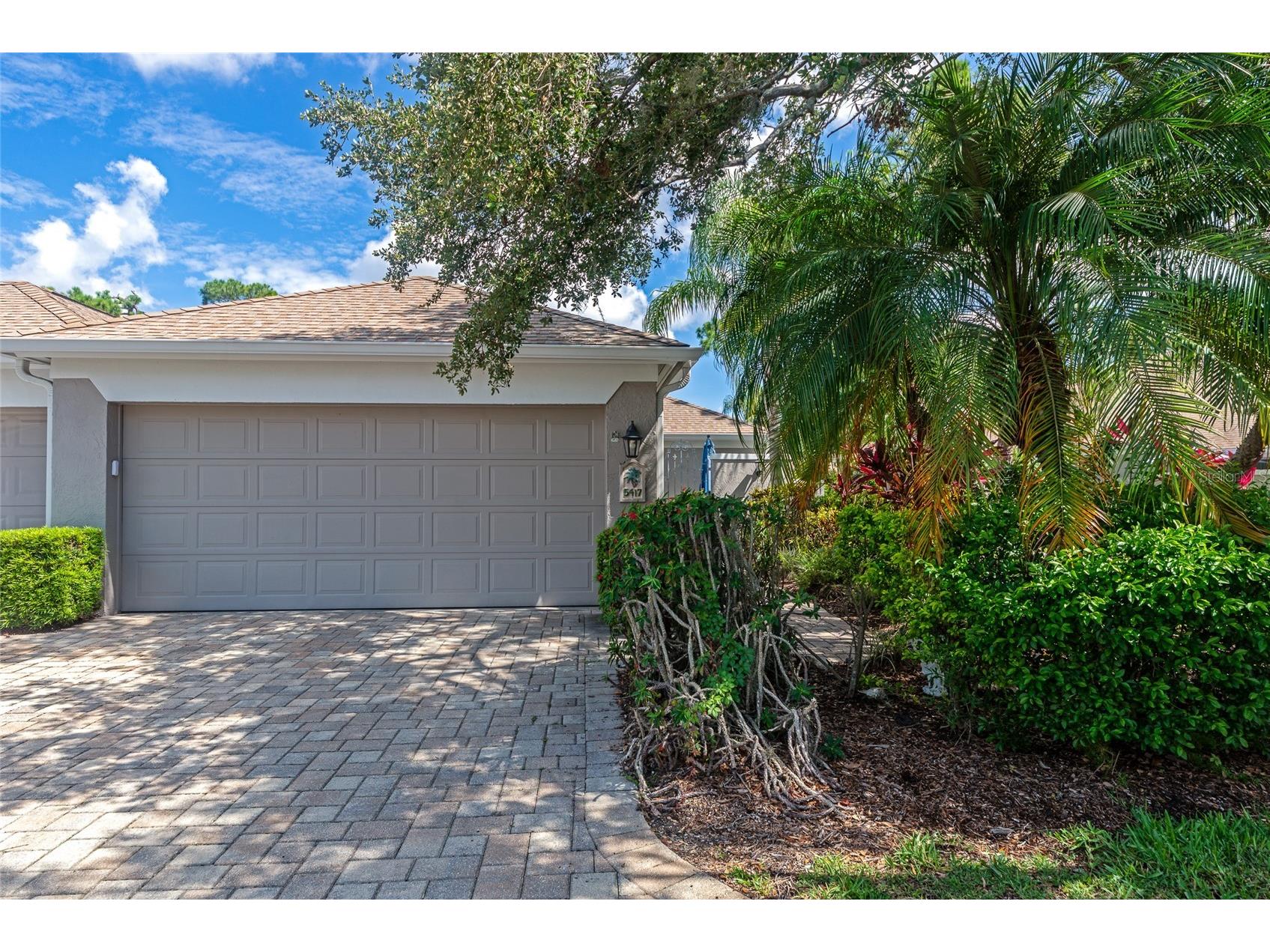 5417 Champagne #63 Sarasota FL 34235 A4656241 image1