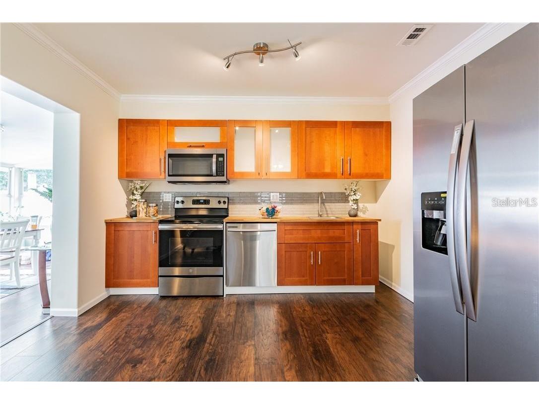 5418 11th Avenue S Gulfport FL 33707 TB8481025 image6