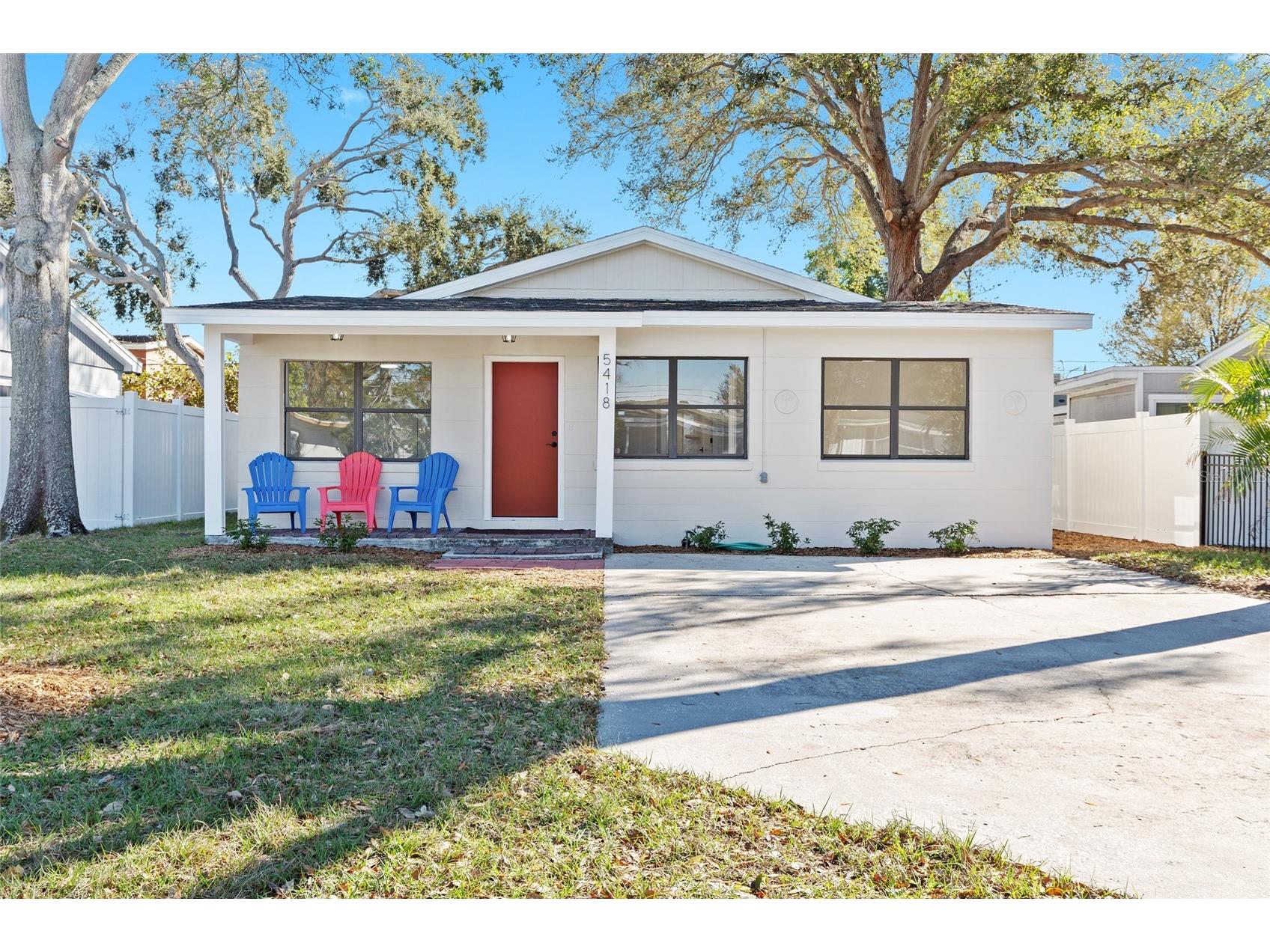 5418 6th Avenue N Saint Petersburg FL 33710 A4683893 image1