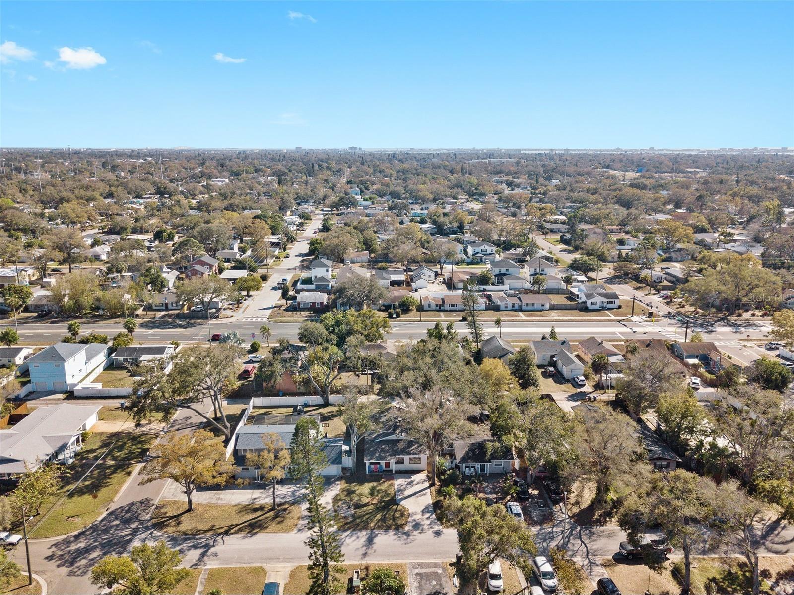 5418 6th Avenue N Saint Petersburg FL 33710 A4683893 image21