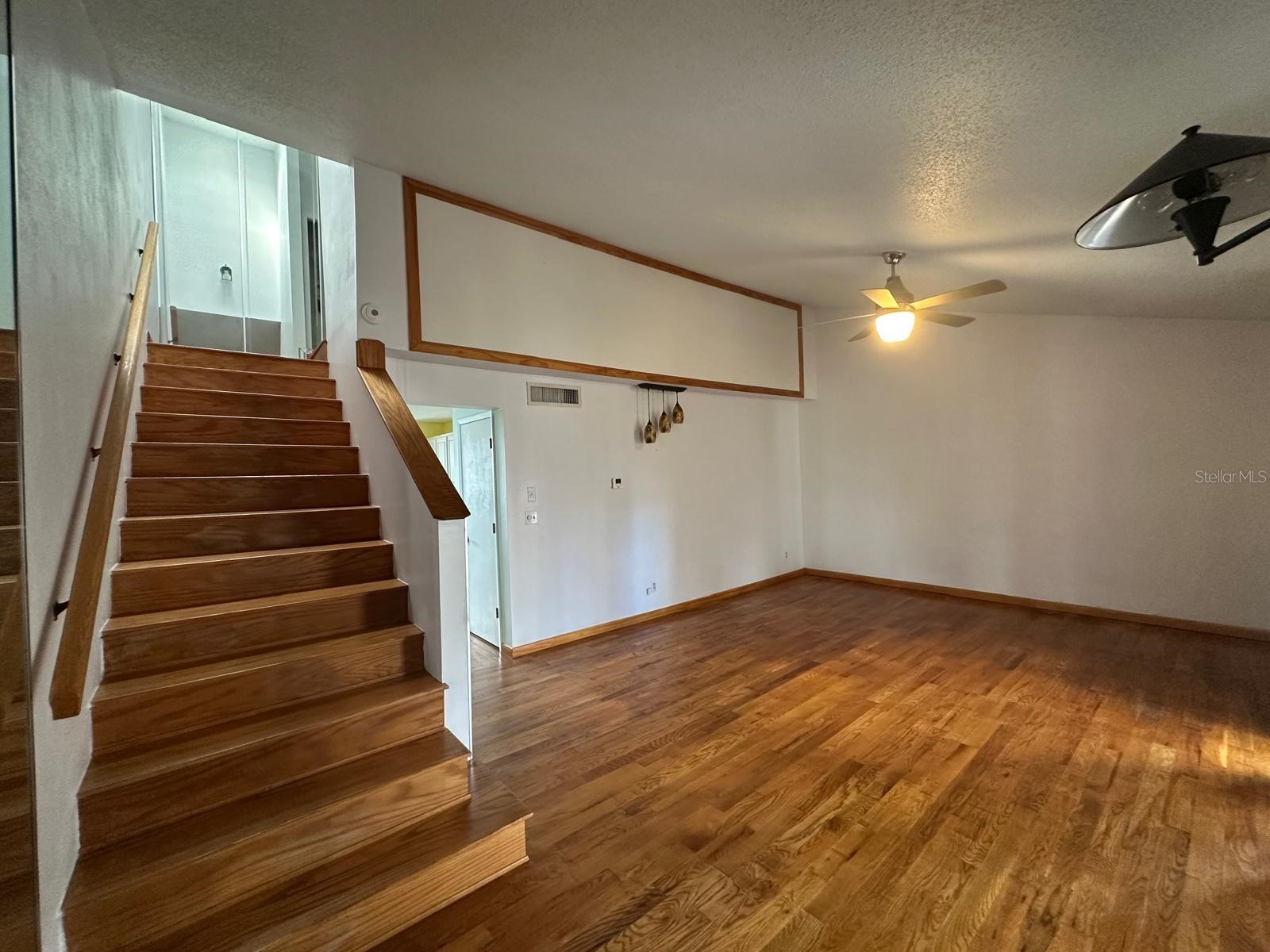 5419 Sweetwater Terrace Circle #3-20 Tampa FL 33634 TB8483455 image2