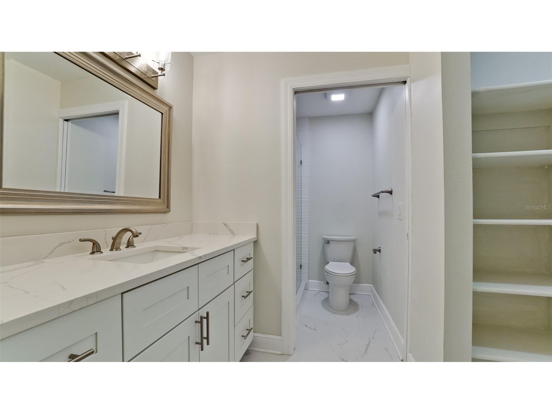 542 542 Lakeside Drive #542 Bradenton FL 34210 A4685625 image25