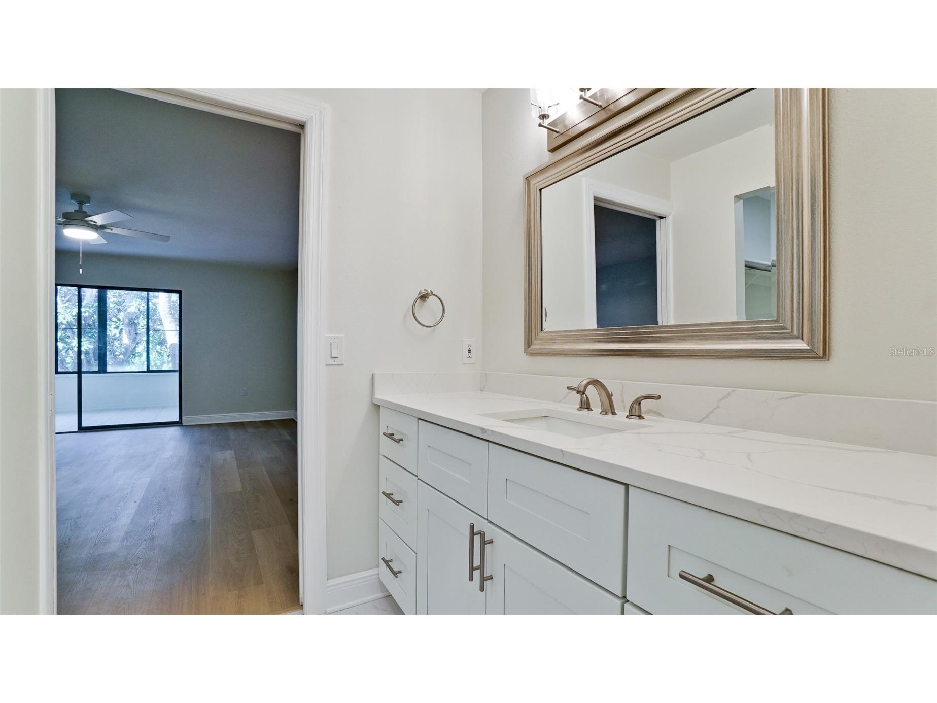 542 542 Lakeside Drive #542 Bradenton FL 34210 A4685625 image26