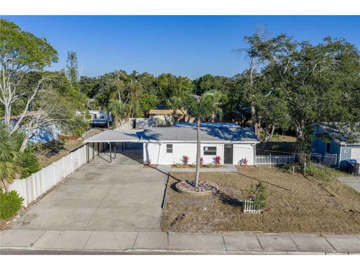 542 64th Street S Saint Petersburg FL 33707 TB8447857 image1