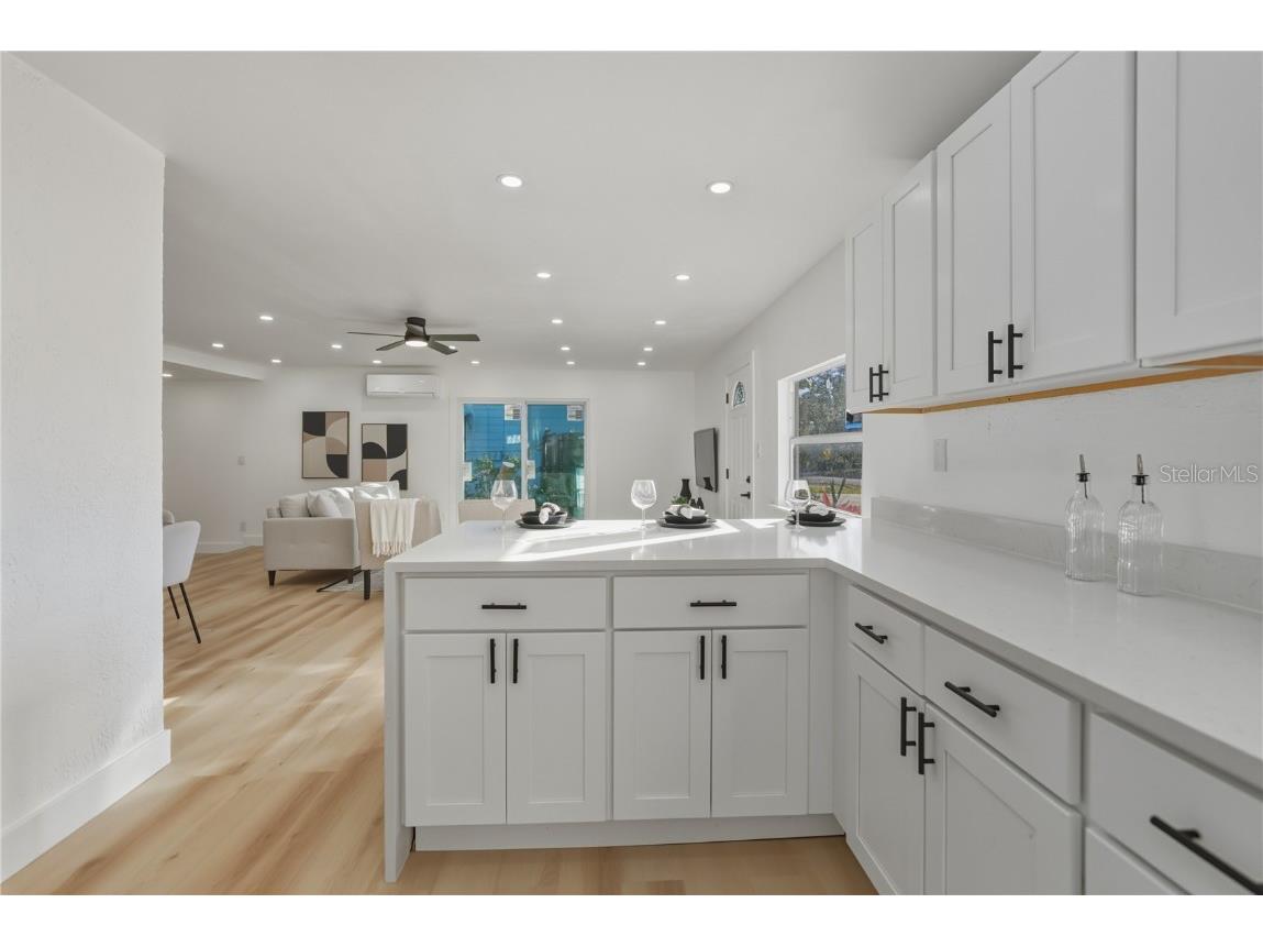 542 64th Street S Saint Petersburg FL 33707 TB8447857 image14