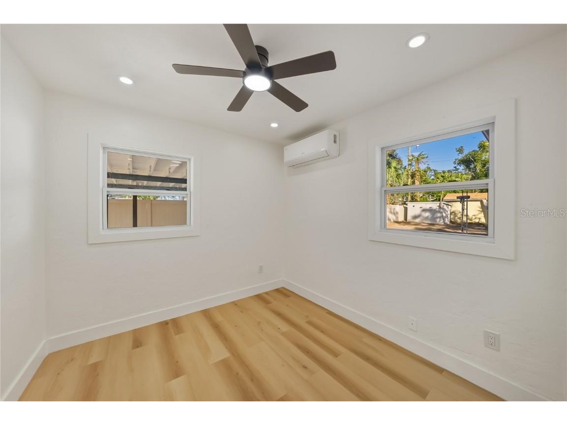 542 64th Street S Saint Petersburg FL 33707 TB8447857 image20