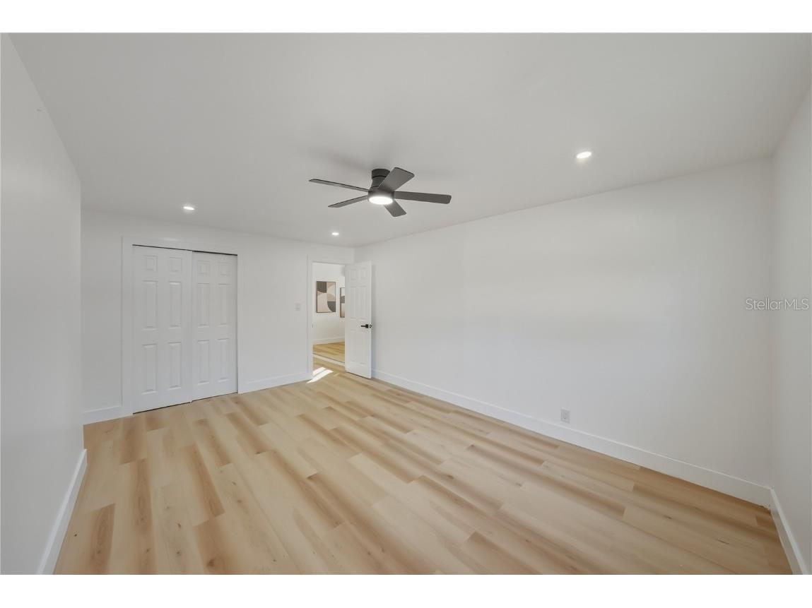 542 64th Street S Saint Petersburg FL 33707 TB8447857 image25