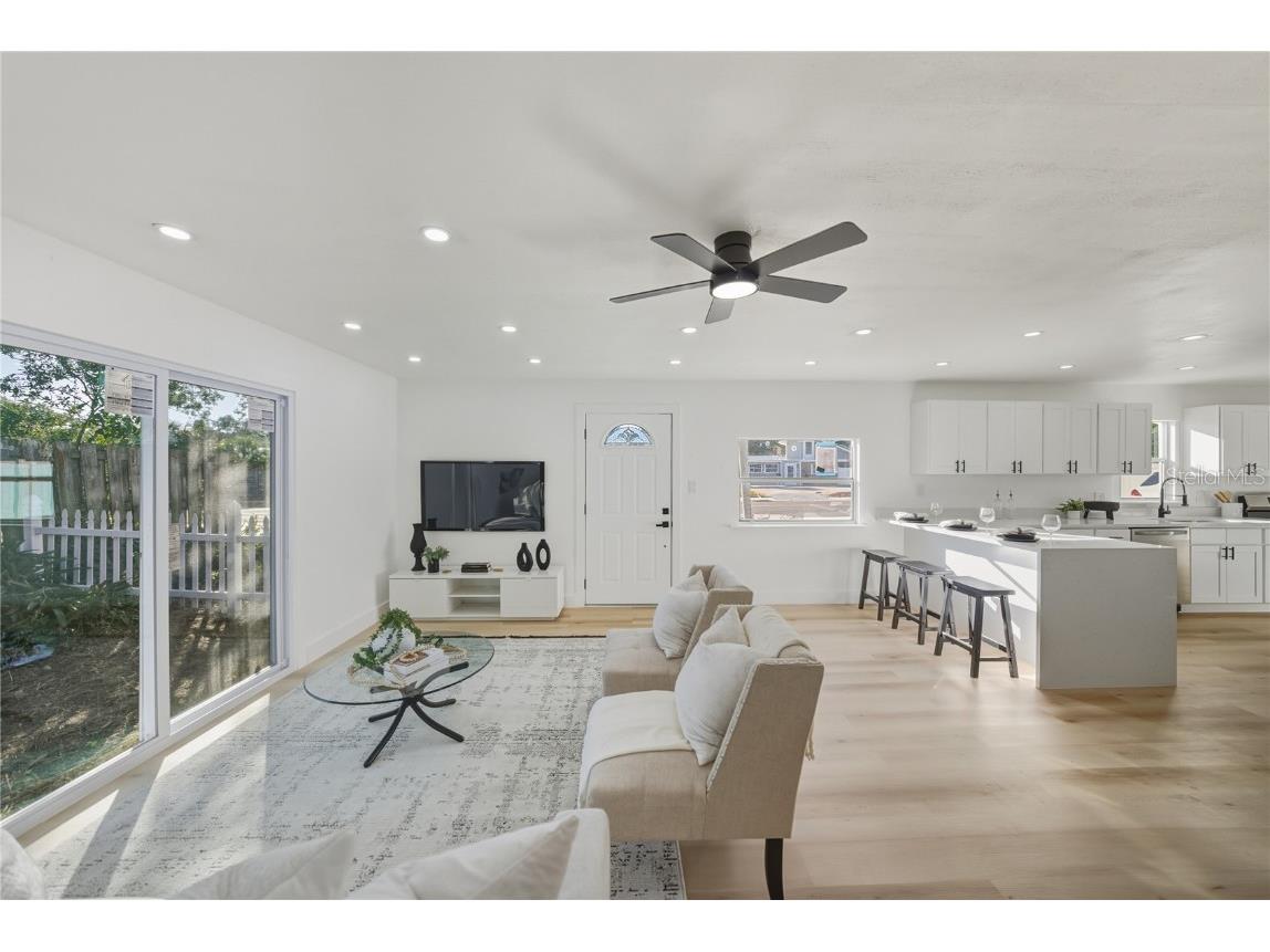 542 64th Street S Saint Petersburg FL 33707 TB8447857 image3