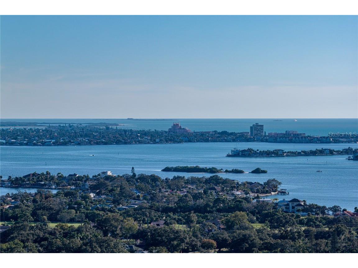 542 64th Street S Saint Petersburg FL 33707 TB8447857 image48