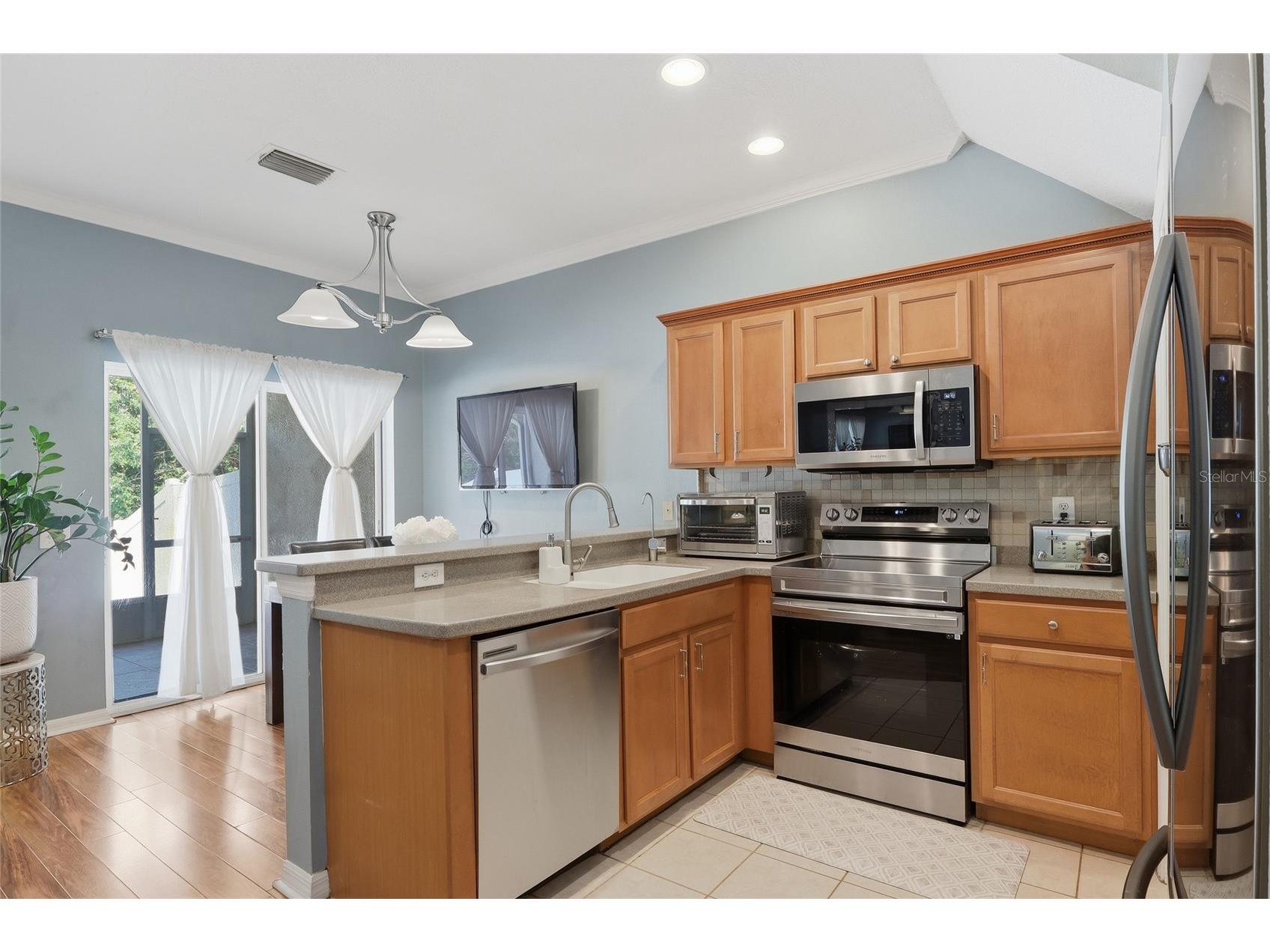 542 Black Lion Drive NE Saint Petersburg FL 33716 TB8494029 image14