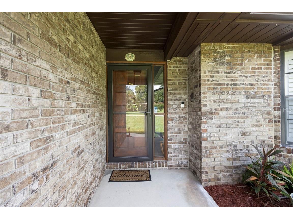 542 Cleo Lane Deltona FL 32738 - BIG LAKE & LAKE SIDNEY V4944742 image2