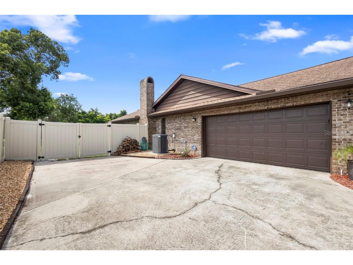 542 Cleo Lane Deltona FL 32738 - BIG LAKE & LAKE SIDNEY V4944742 image35