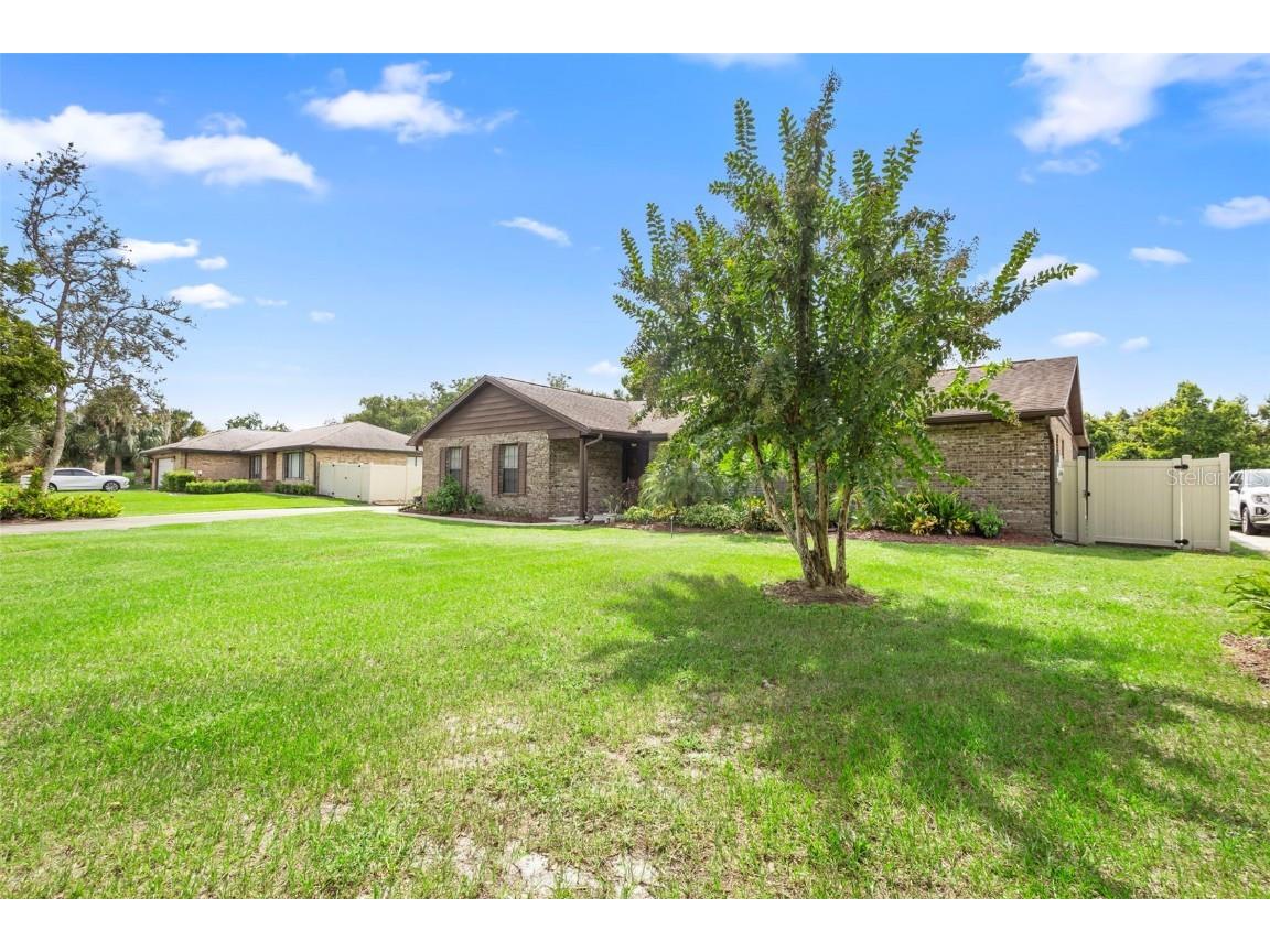 542 Cleo Lane Deltona FL 32738 - BIG LAKE & LAKE SIDNEY V4944742 image36