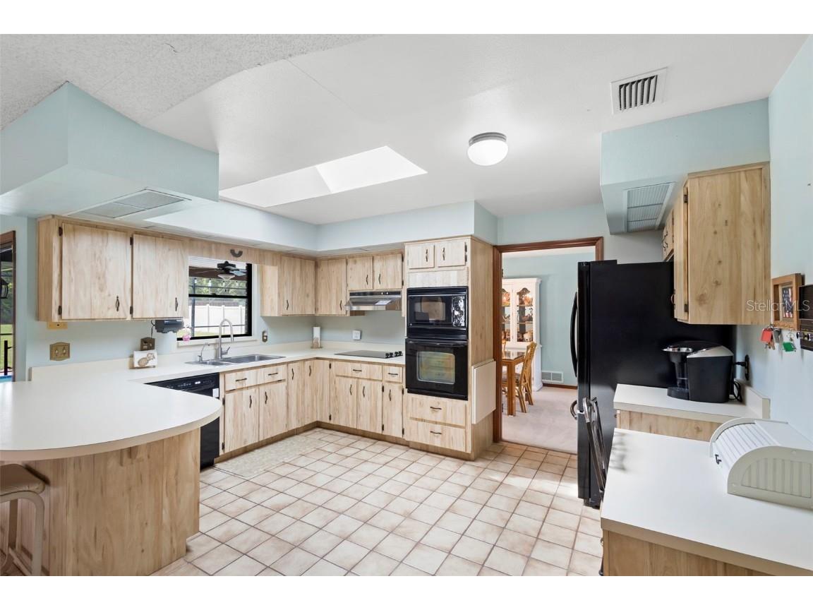 542 Cleo Lane Deltona FL 32738 - BIG LAKE & LAKE SIDNEY V4944742 image9