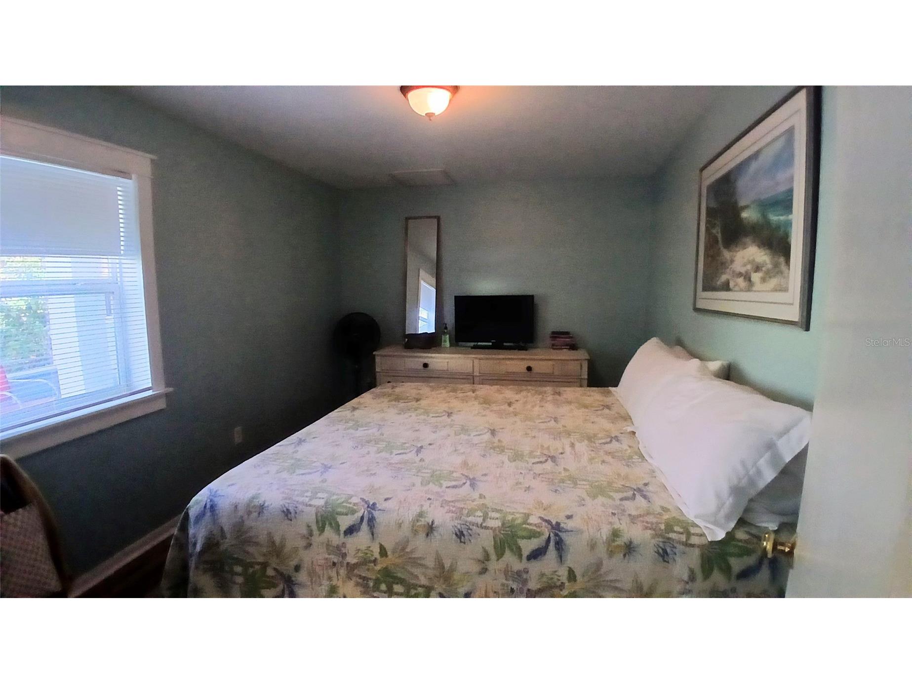 542 Division Street Tarpon Springs FL 34689 TB8483670 image11
