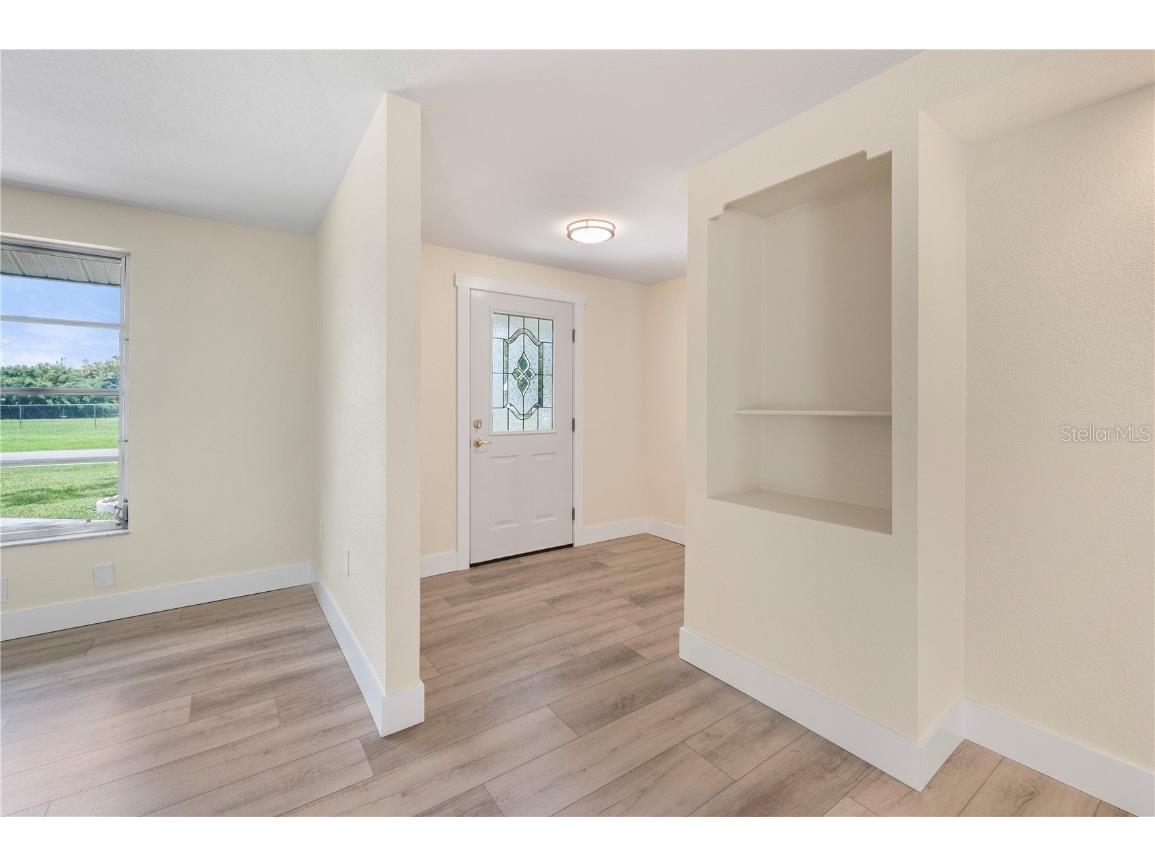 542 Lakehurst Avenue NW Port Charlotte FL 33952 C7512803 image11