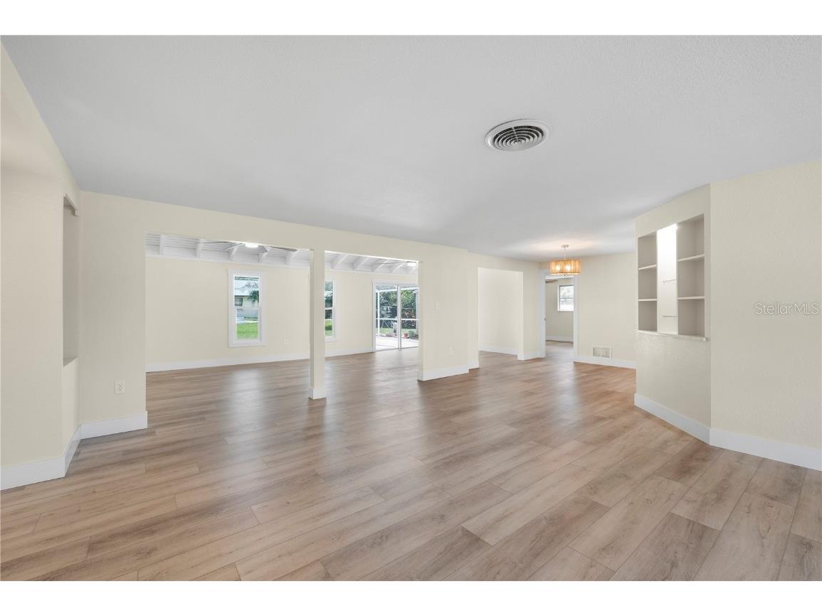 542 Lakehurst Avenue NW Port Charlotte FL 33952 C7512803 image13