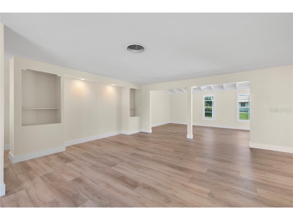 542 Lakehurst Avenue NW Port Charlotte FL 33952 C7512803 image14