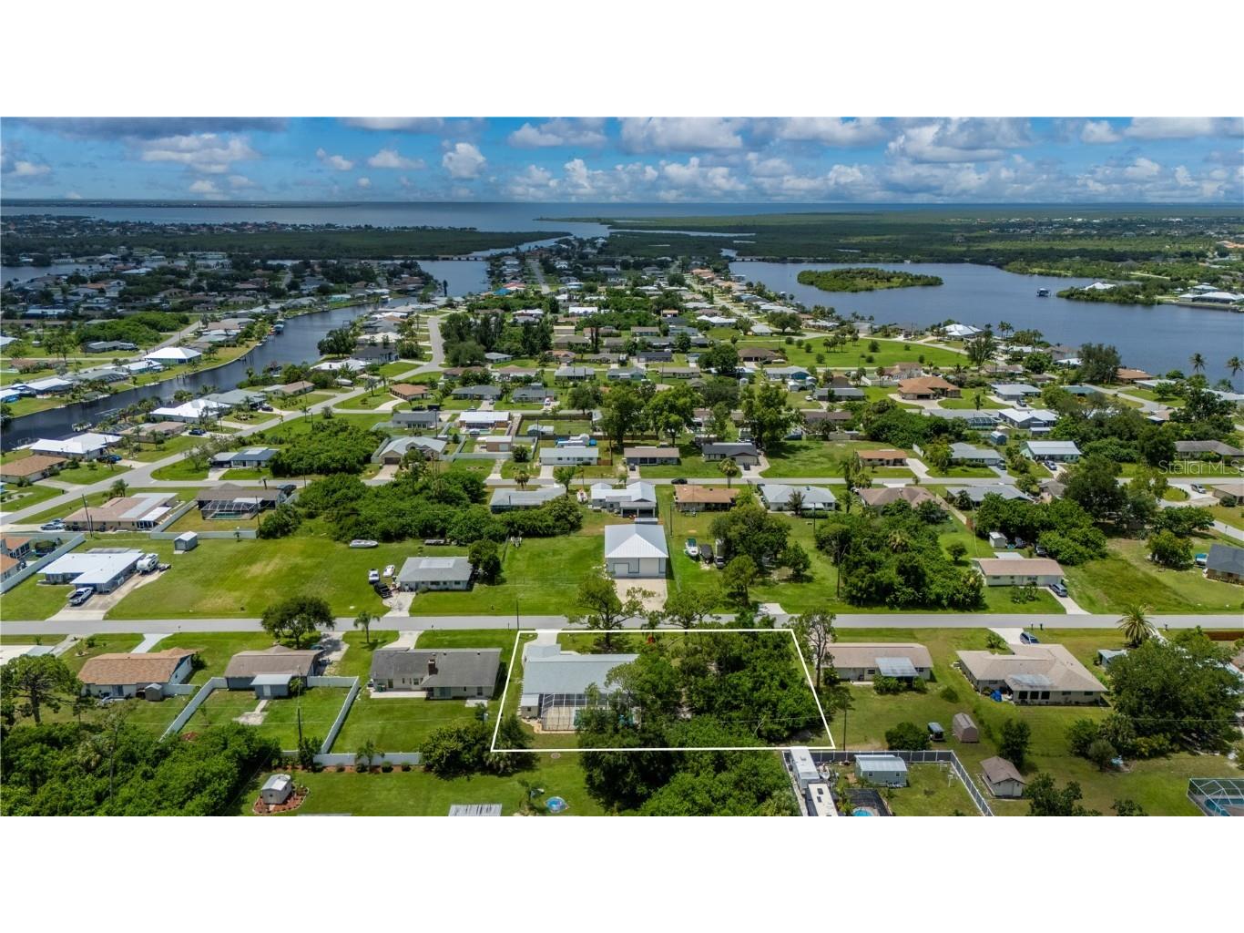 542 Lakehurst Avenue NW Port Charlotte FL 33952 C7512803 image59