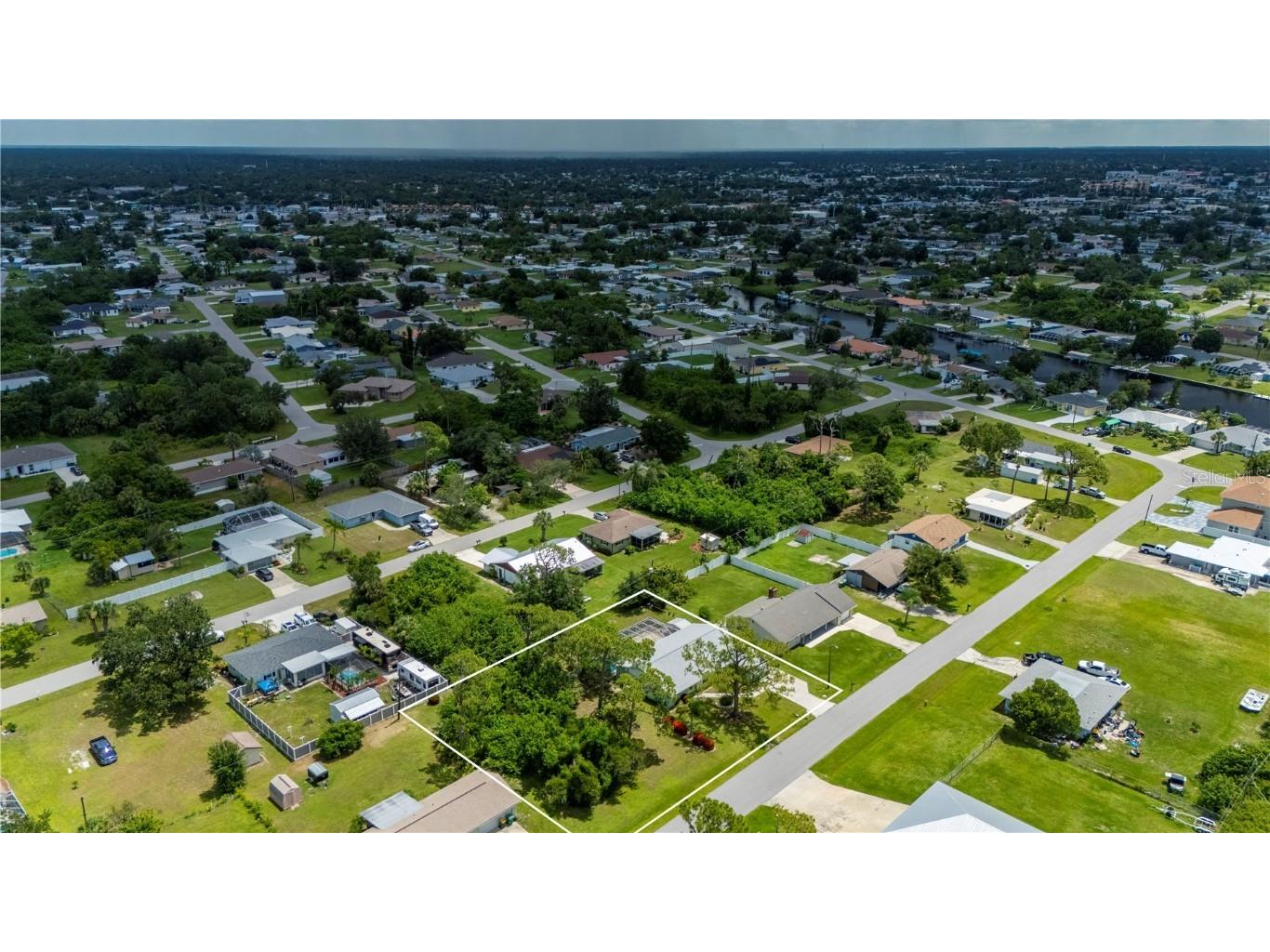 542 Lakehurst Avenue NW Port Charlotte FL 33952 C7512803 image60