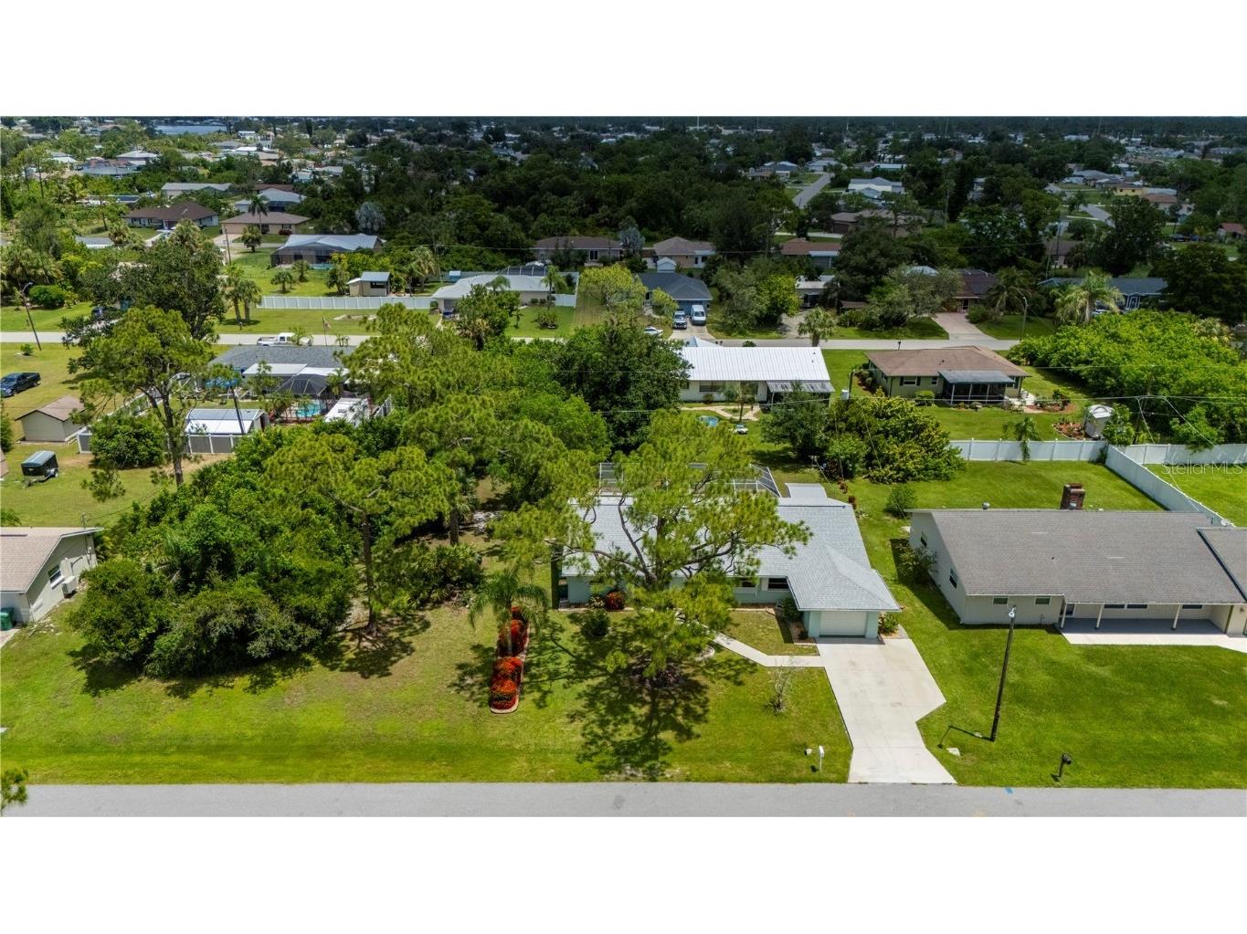 542 Lakehurst Avenue NW Port Charlotte FL 33952 C7512803 image62