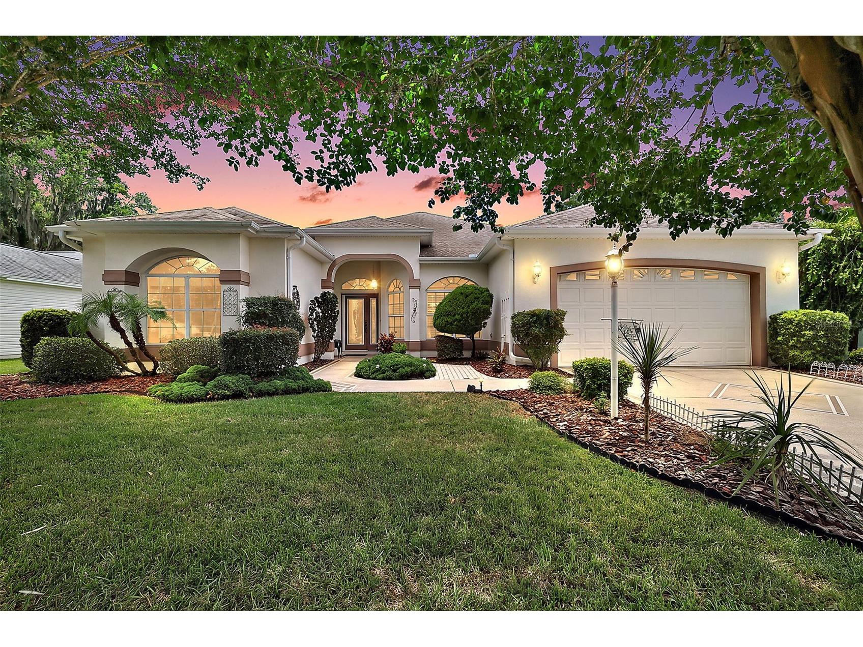 542 Loma Paseo Drive The Villages FL 32159 G5114246 image1