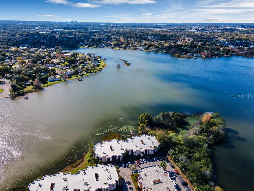 542 Orange Drive #21 Altamonte Springs FL 32701 - LAKE ORIENTA O6178646 image1