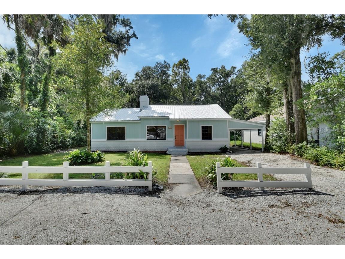 542 W Ohio Avenue Deland FL 32720 V4938724 image1
