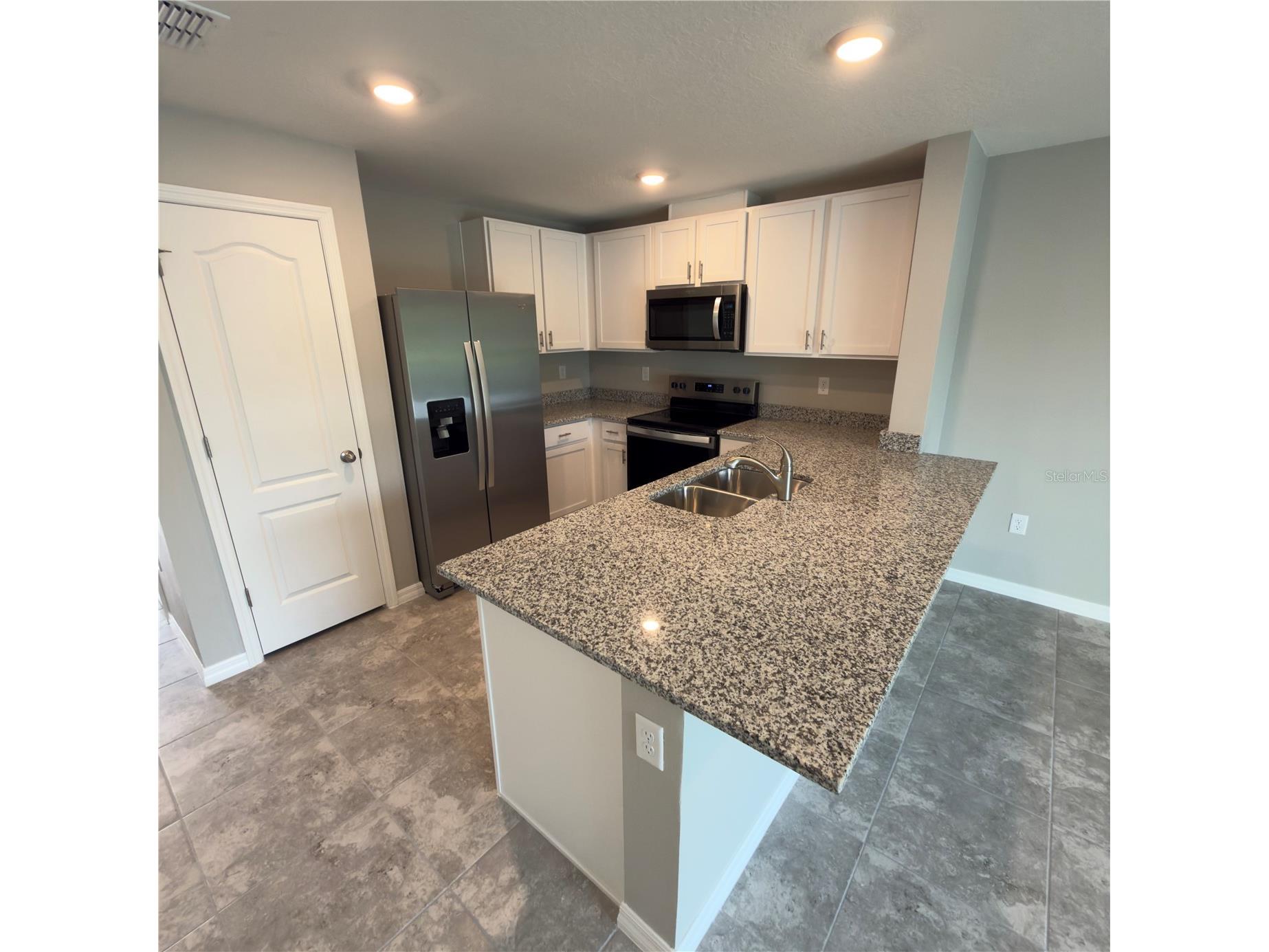 542 Zinfandel Drive Daytona Beach FL 32117 O6348745 image4