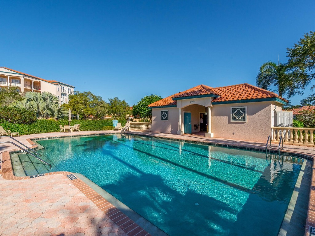 5420 Eagles Point Circle #106 Sarasota FL 34231 A4653207 image48