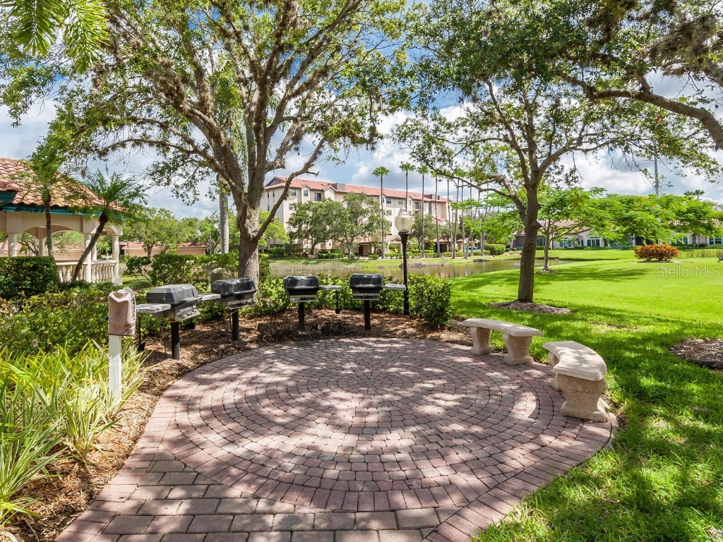 5420 Eagles Point Circle #106 Sarasota FL 34231 A4653207 image50