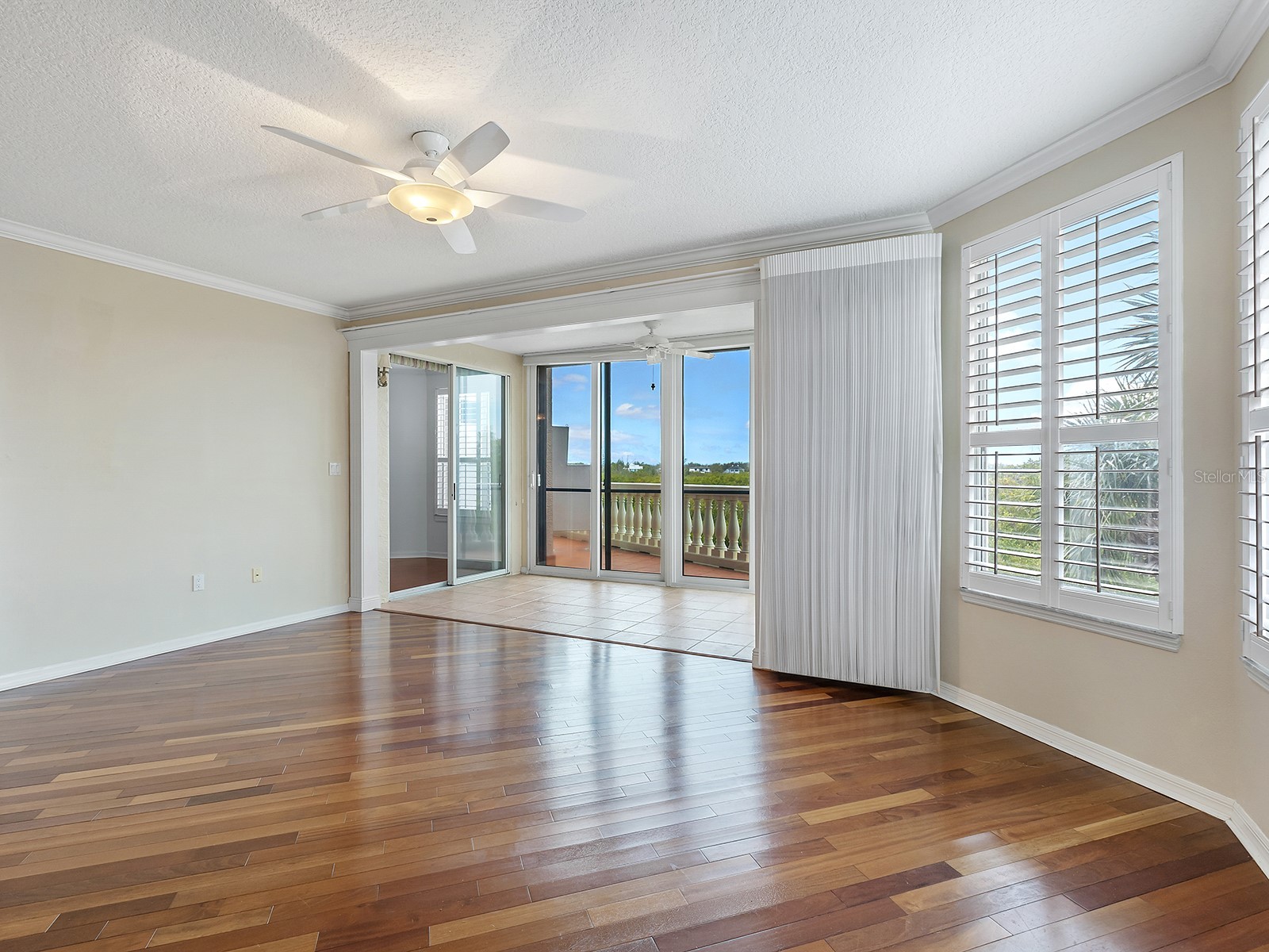 5420 Eagles Point Circle #106 Sarasota FL 34231 A4684787 image25