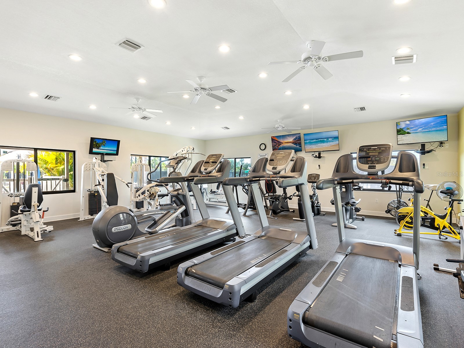 5420 Eagles Point Circle #106 Sarasota FL 34231 A4684787 image39