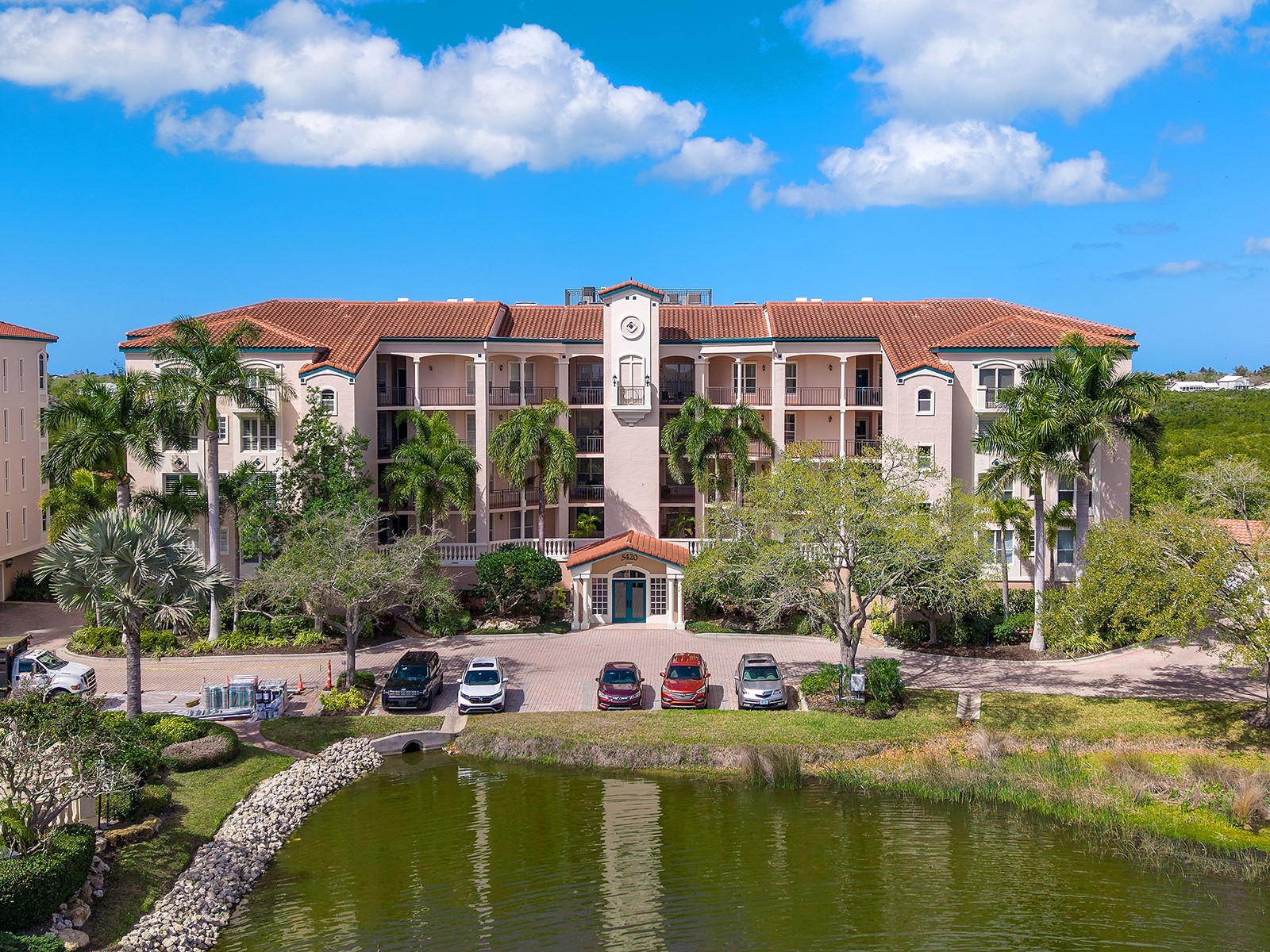 5420 Eagles Point Circle #106 Sarasota FL 34231 A4684787 image51