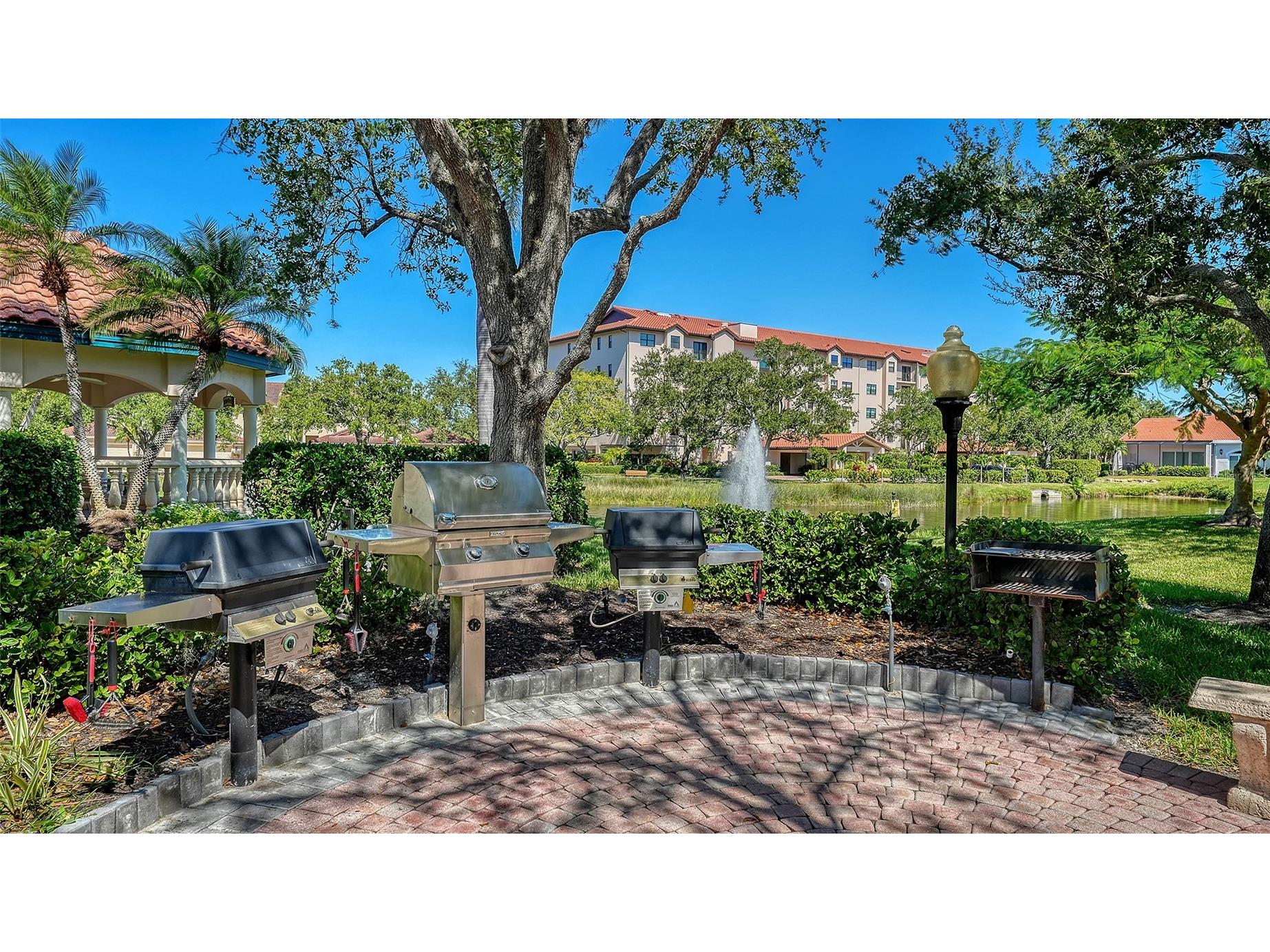 5420 Eagles Point Circle #206 Sarasota FL 34231 A4695981 image36