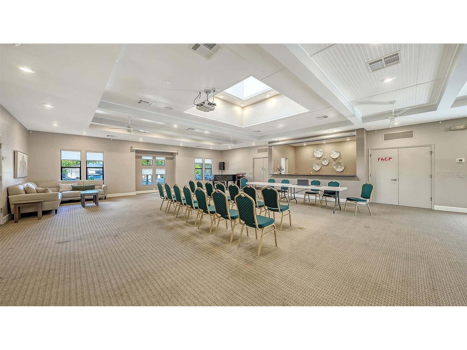 5420 Eagles Point Circle #206 Sarasota FL 34231 A4695981 image38
