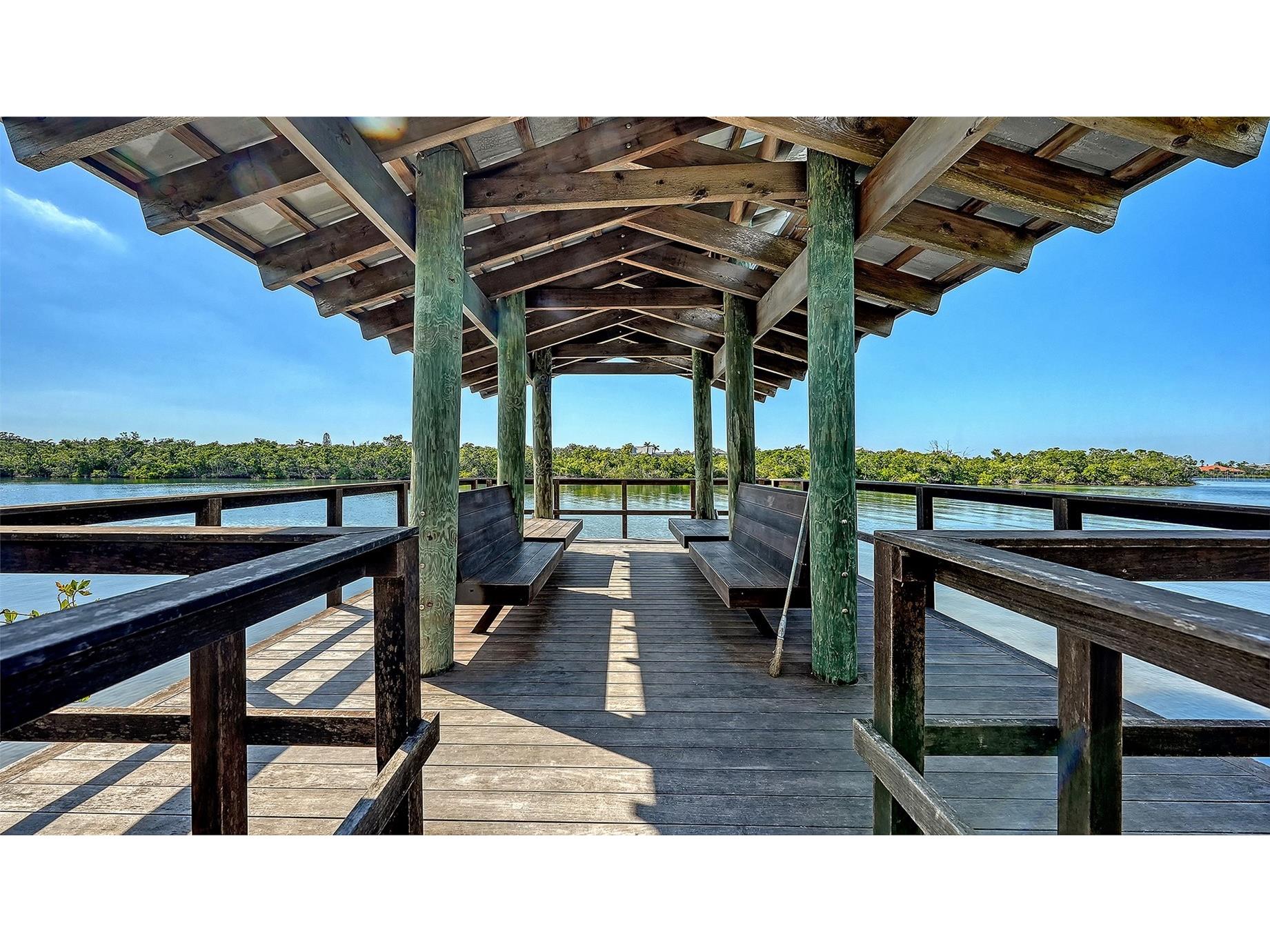 5420 Eagles Point Circle #402 Sarasota FL 34231 A4692894 image36