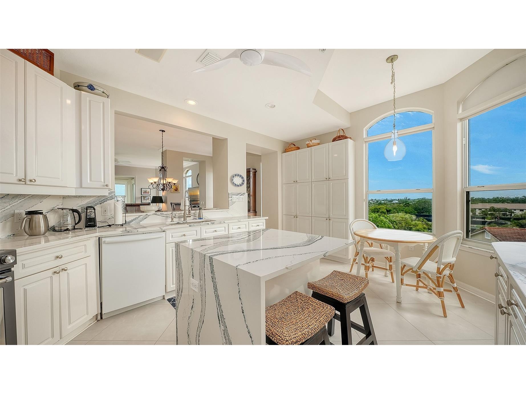 5420 Eagles Point Circle #406 Sarasota FL 34231 A4695955 image25
