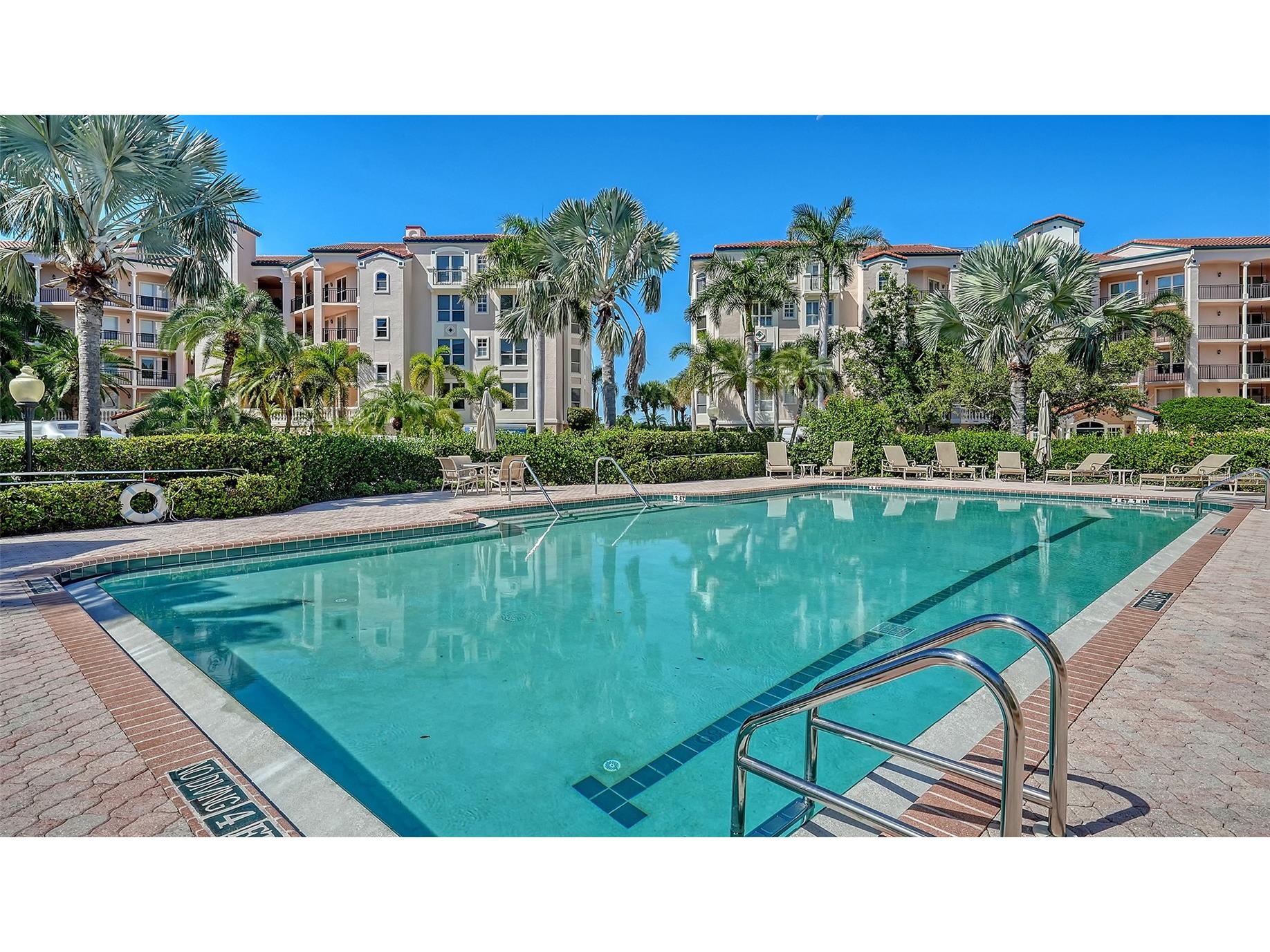 5420 Eagles Point Circle #406 Sarasota FL 34231 A4695955 image41