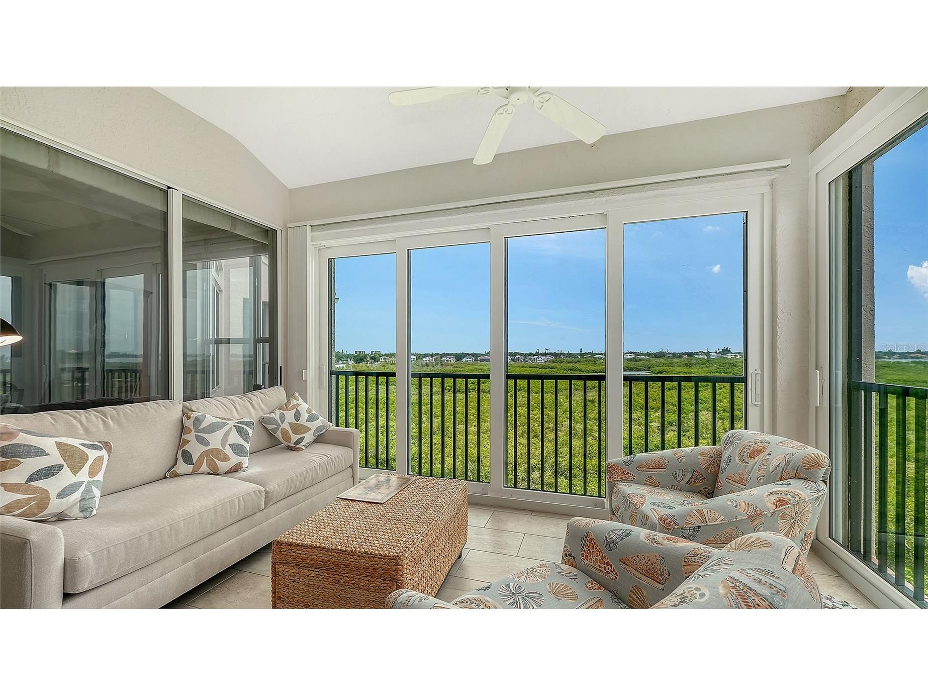 5420 Eagles Point Circle #406 Sarasota FL 34231 A4695955 image8