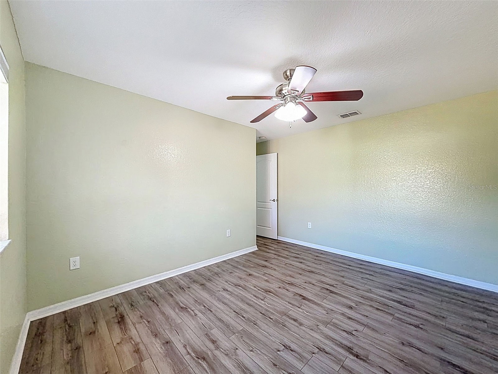 5420 Fern Drive Weeki Wachee FL 34607 TB8459690 image34