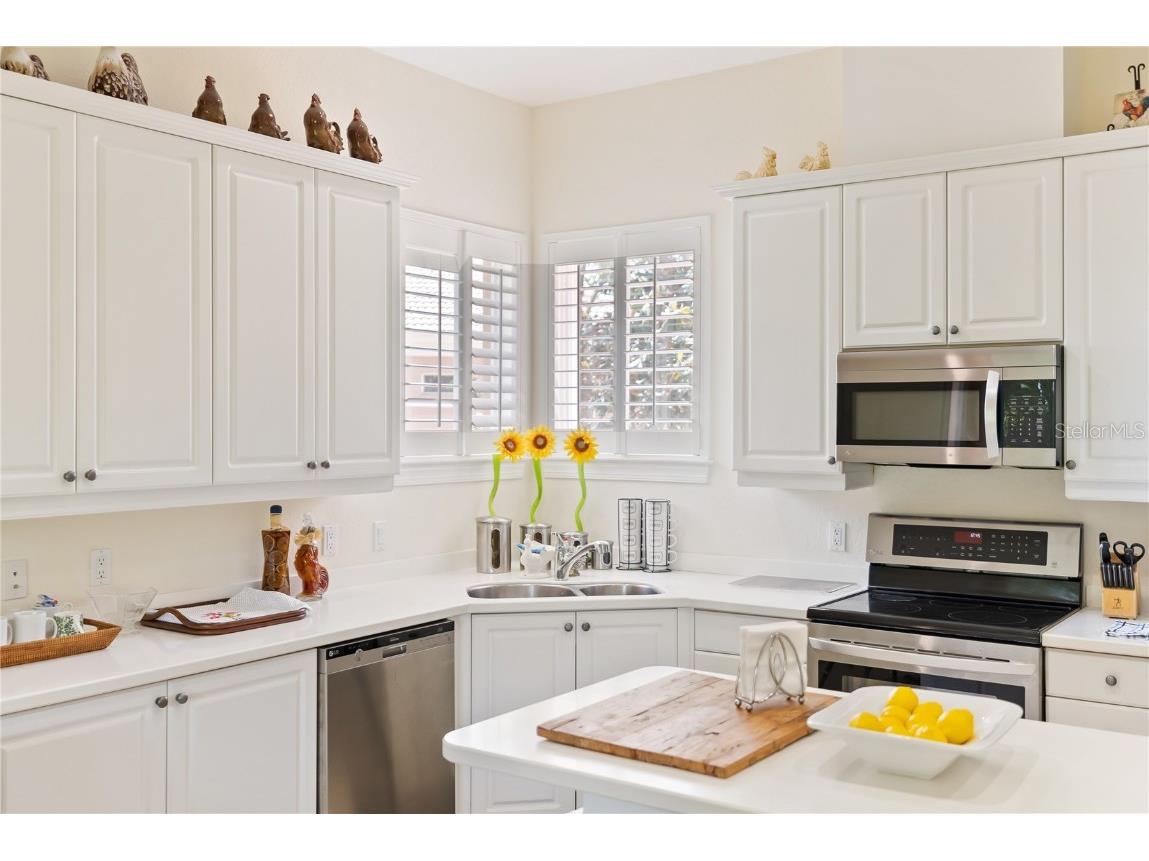 5421 46th Court W Bradenton FL 34210 A4646689 image17