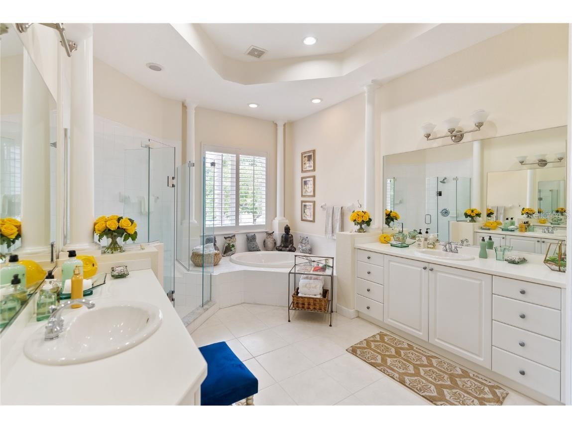 5421 46th Court W Bradenton FL 34210 A4646689 image23